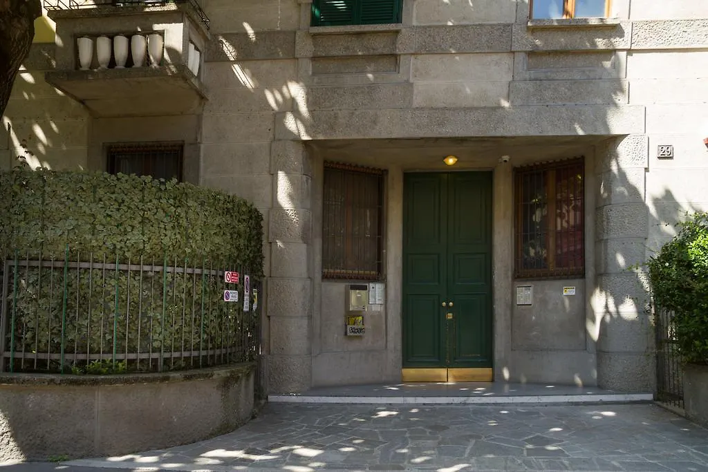 Apartmán Ciao Flats - Via Cola Montano Milán 0*,  Itálie